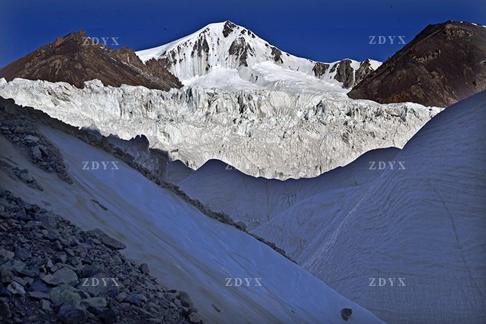 长江源头格拉丹东冰川18 the source of the yangtze river gla