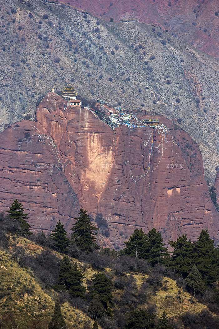 尖扎县寺院图片